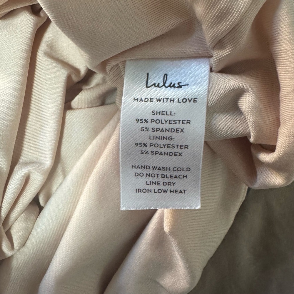 Y2K Lulus Ruched Tube Top - Picture 4 of 4